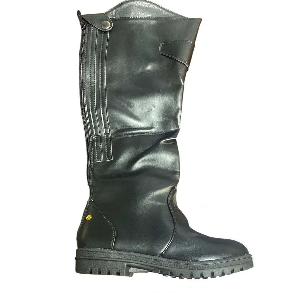 NWT Black Women's Knee-High Boots‎ 8